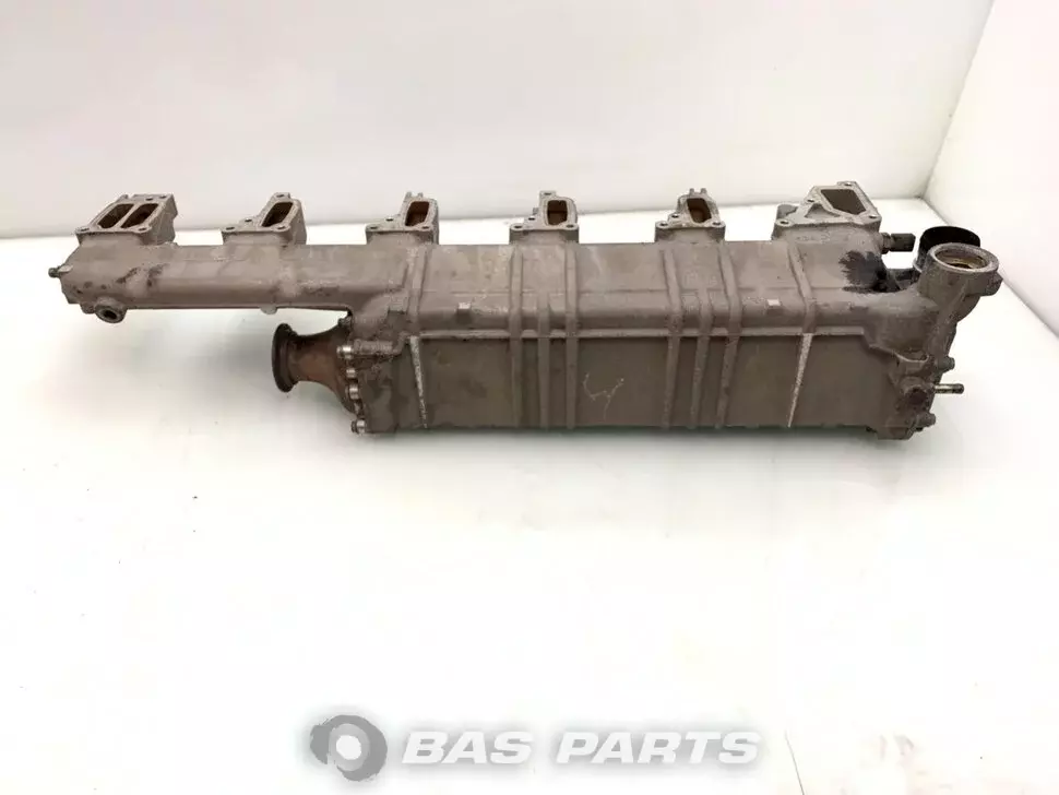Refroidisseur EGR Mercedes A 471 140 47 75 Refroidisseur EGR Mercedes A 471 140 47 75