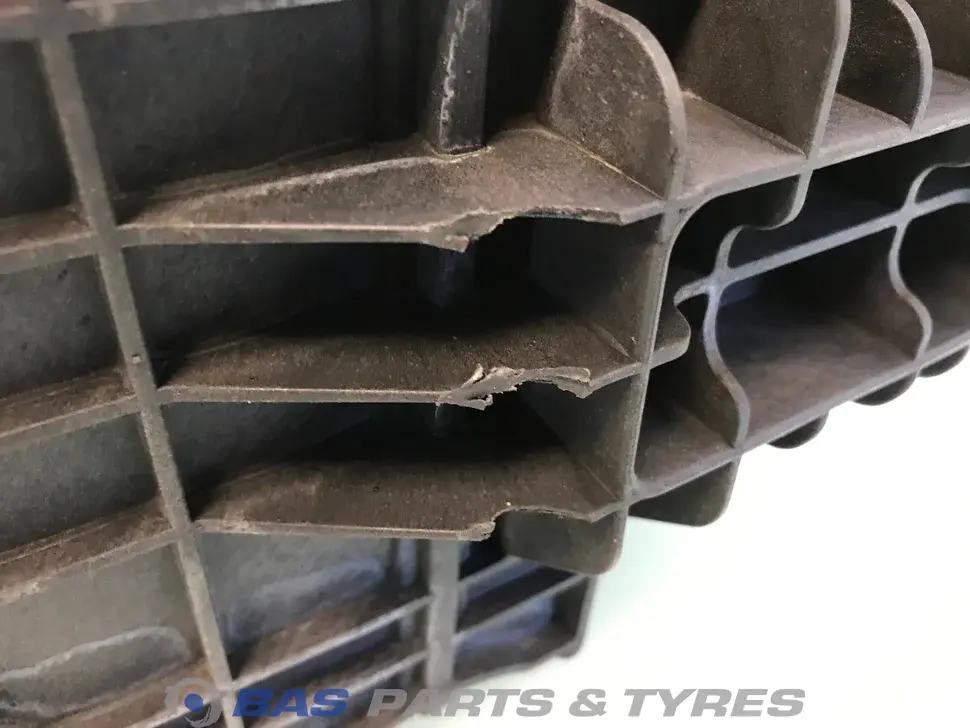 Carter dhuile Mercedes A 471 010 56 13 Carter dhuile Mercedes A 471 010 56 13