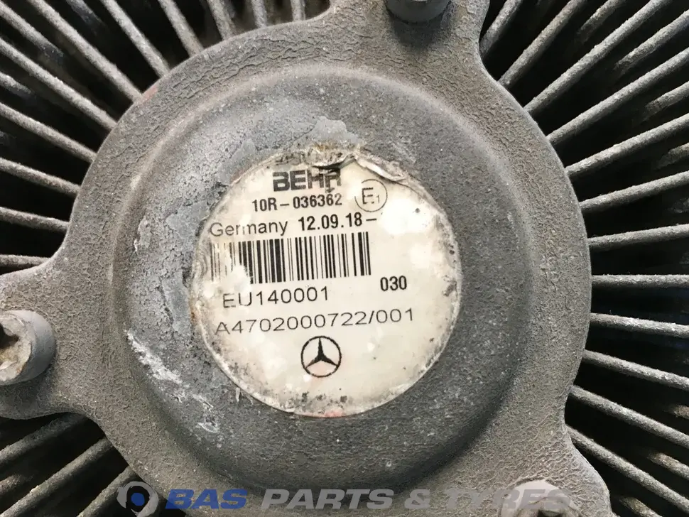Accouplement visco Mercedes A 470 200 02 22 Accouplement visco Mercedes A 470 200 02 22