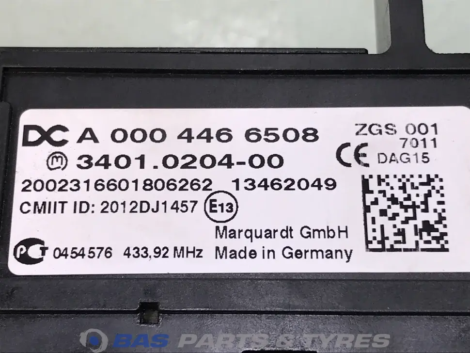 Start button Mercedes A 000 446 38 08 Start button Mercedes A 000 446 38 08