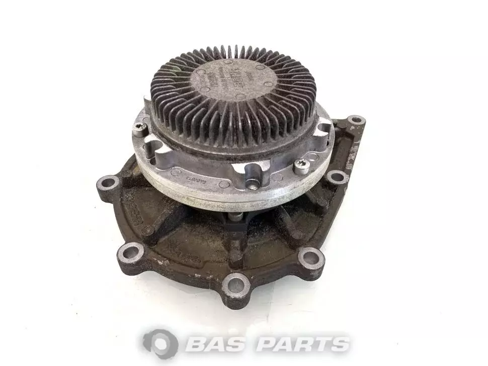 Водяной насос Mercedes A 471 200 04 01 Водяной насос Mercedes A 471 200 04 01