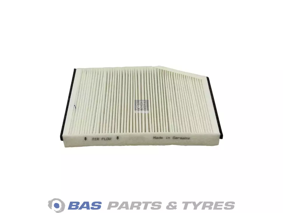 Kabinenluftfilter DT Spare Parts