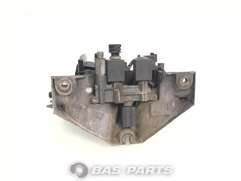 Fuel filter housing Renault 7423100071 Fuel filter housing Renault 7423100071