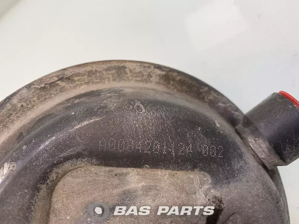 Тормозной цилиндр Mercedes A 008 420 11 24 Тормозной цилиндр Mercedes A 008 420 11 24