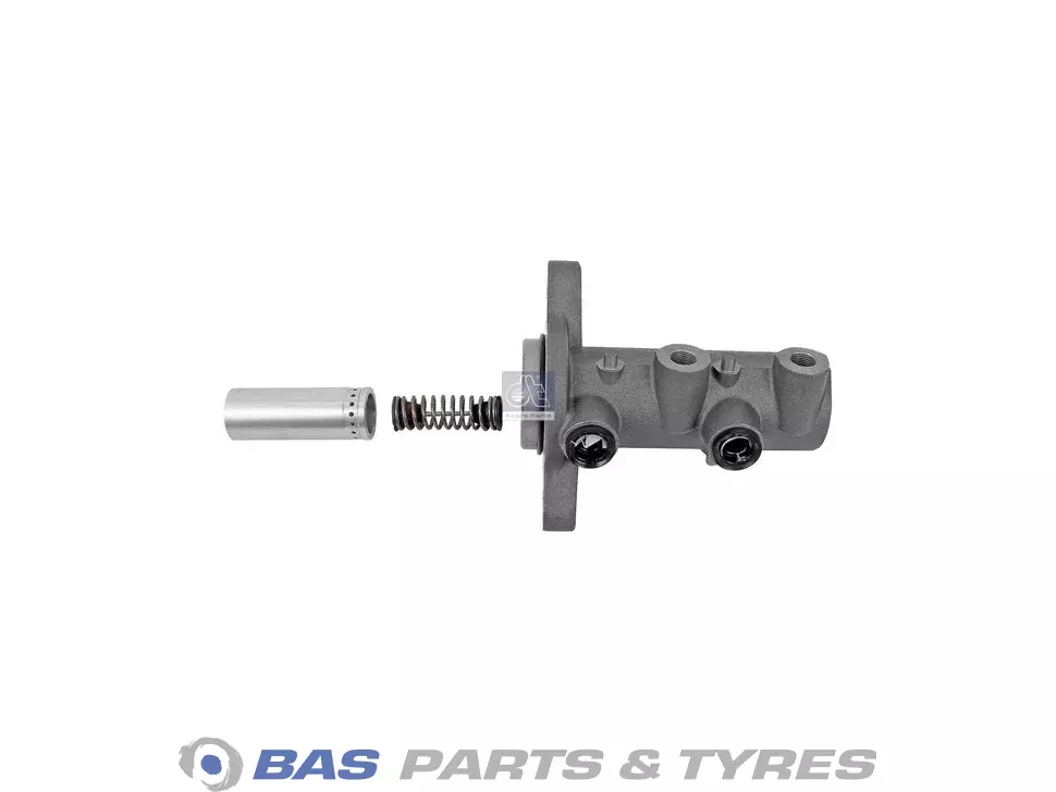 Master cylinder DT Spare Parts