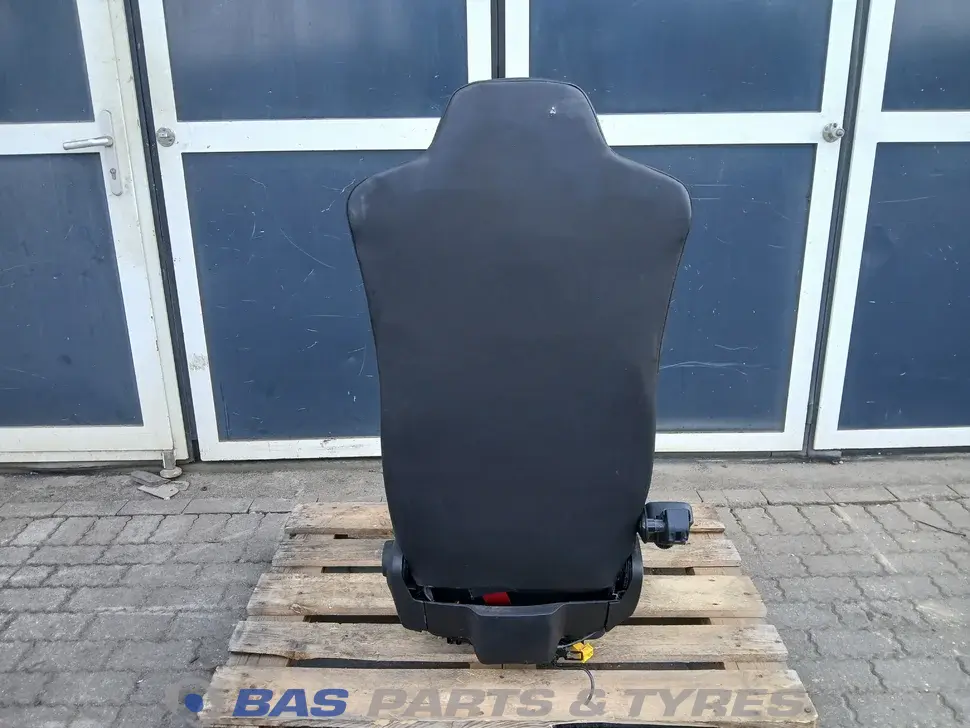 Asiento del conductor Renault 7421876207 Asiento del conductor Renault 7421876207