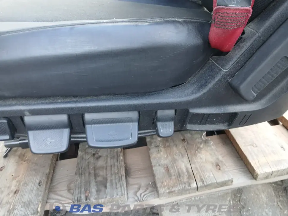 Asiento del conductor Renault 7421876207 Asiento del conductor Renault 7421876207