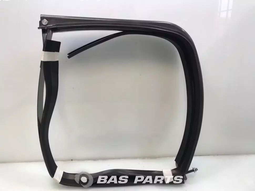 Fuel tank support bracket Uni-Truck 9604752403