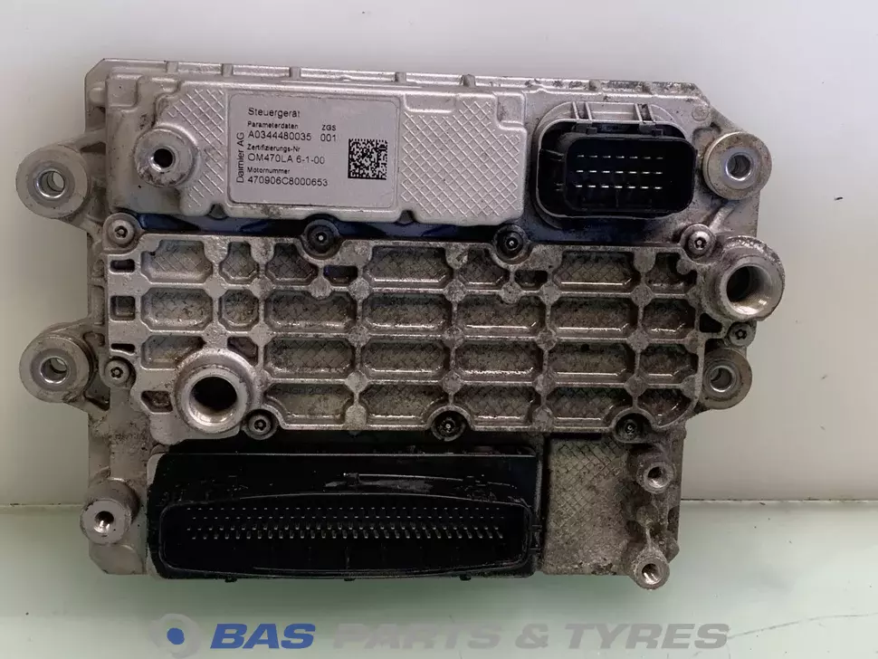 Engine management ECU Mercedes A 001 446 49 35 Engine management ECU Mercedes A 001 446 49 35