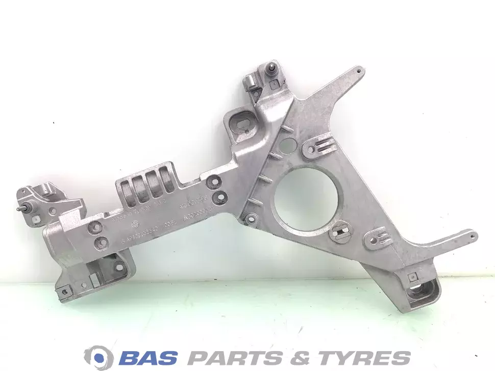 Scheinwerferhalter Mercedes A 960 885 88 40 Scheinwerferhalter Mercedes A 960 885 88 40