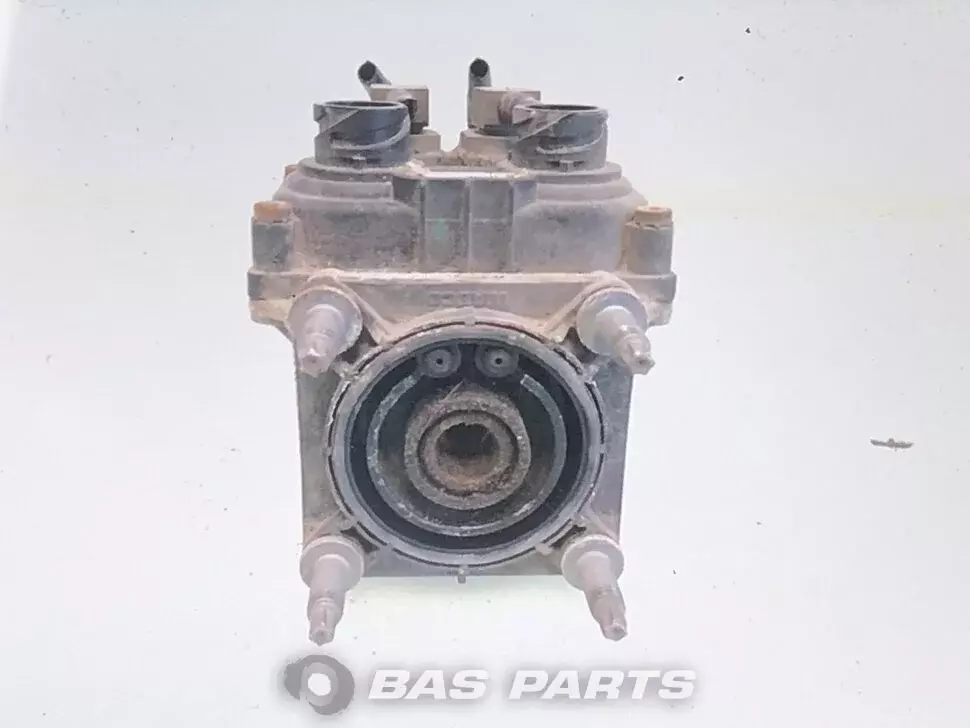 Valve de frein à pied Mercedes A 003 431 95 06 Valve de frein à pied Mercedes A 003 431 95 06