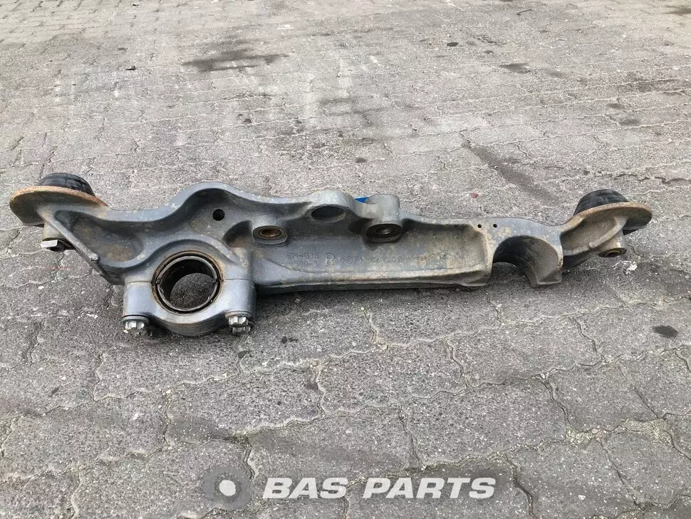 Bras de support Mercedes A 960 328 09 417390 Bras de support Mercedes A 960 328 09 417390