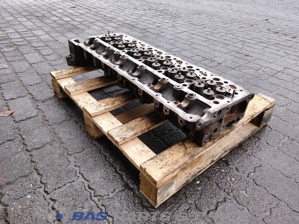 Culasse Volvo D8K 22487800 Culasse Volvo D8K 22487800