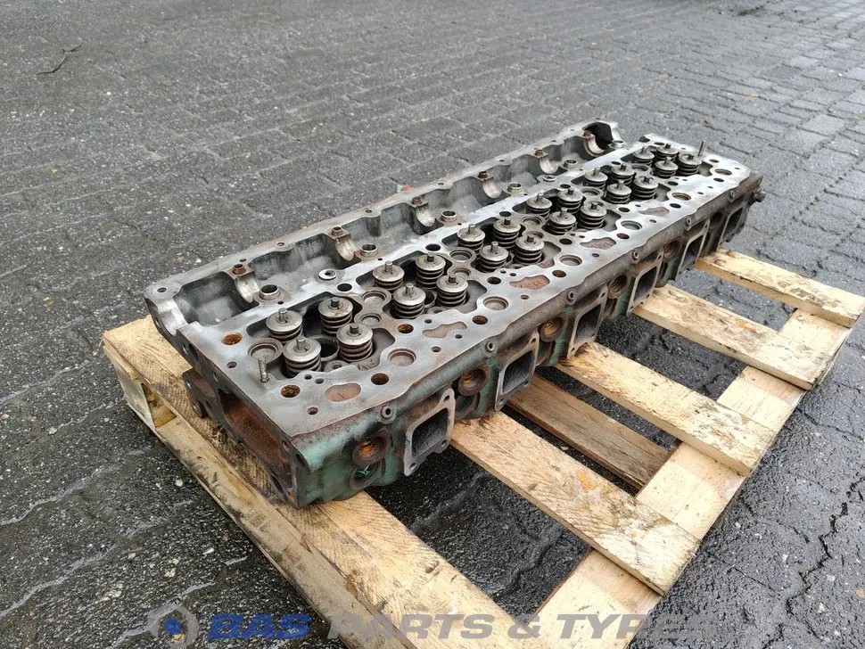 Culasse Volvo D8K 22487800 Culasse Volvo D8K 22487800