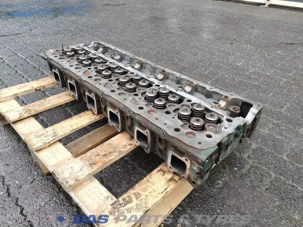Culasse Volvo D8K 22487800 Culasse Volvo D8K 22487800