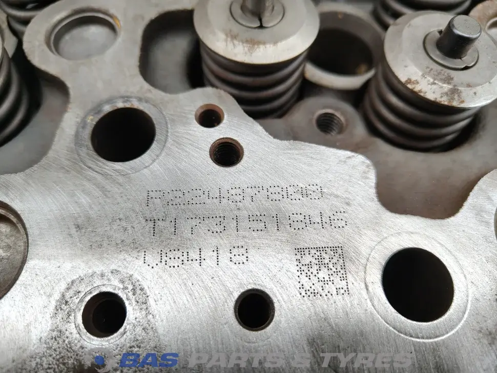 Culasse Volvo D8K 22487800 Culasse Volvo D8K 22487800