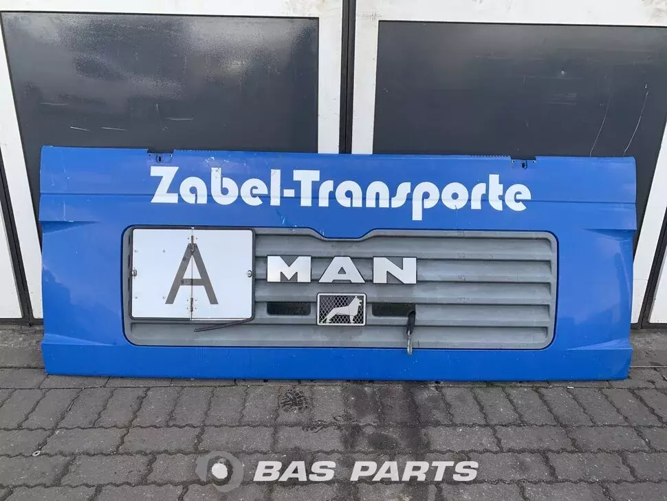 Передняя панель MAN 81611100053 Передняя панель MAN 81611100053