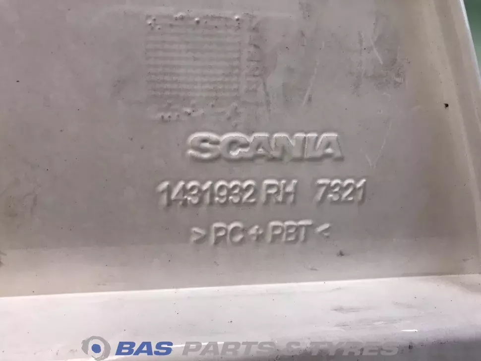 Cache de garde-boue Scania R-Serie 1431932 Cache de garde-boue Scania R-Serie 1431932