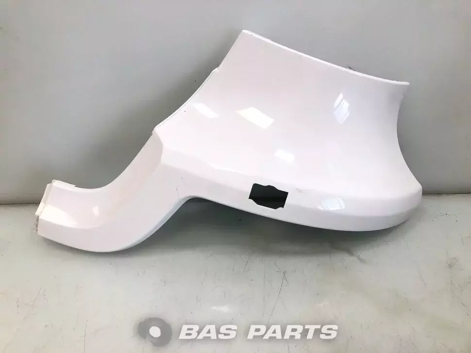 Cornière de cabine Mercedes A 960 885 98 08 Cornière de cabine Mercedes A 960 885 98 08