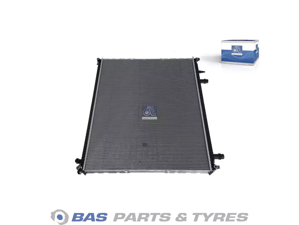 Kühler DT Spare Parts 81061010076