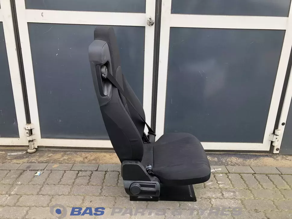 Assento do passageiro Mercedes A 960 910 78 09 Assento do passageiro Mercedes A 960 910 78 09