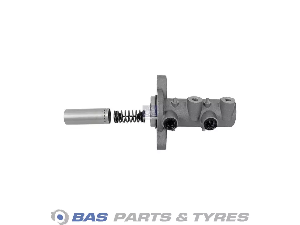Master cylinder DT Spare Parts