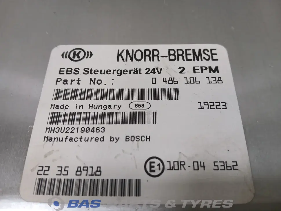 Unité de commande EBS Renault 7421377527 Unité de commande EBS Renault 7421377527