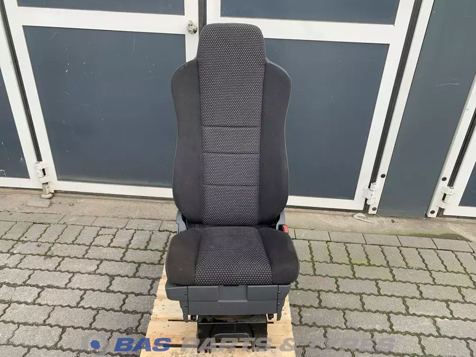 Assento do passageiro Mercedes A 940 910 67 02 Assento do passageiro Mercedes A 940 910 67 02