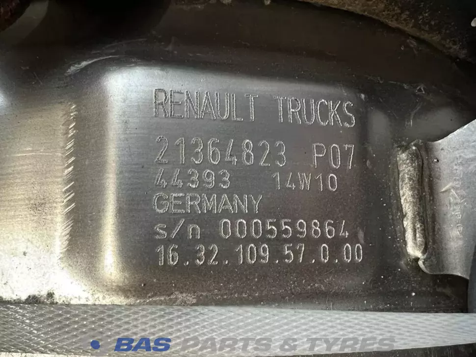 Silencieux Renault T-Serie 7421364823 Silencieux Renault T-Serie 7421364823
