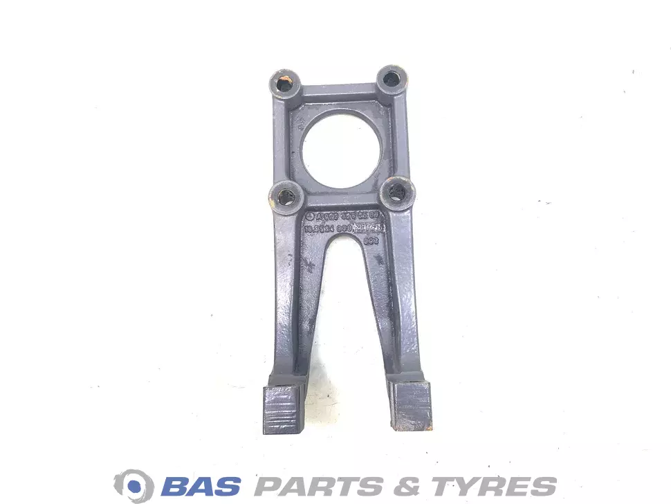 Support de palier Mercedes A 972 325 05 09 Support de palier Mercedes A 972 325 05 09