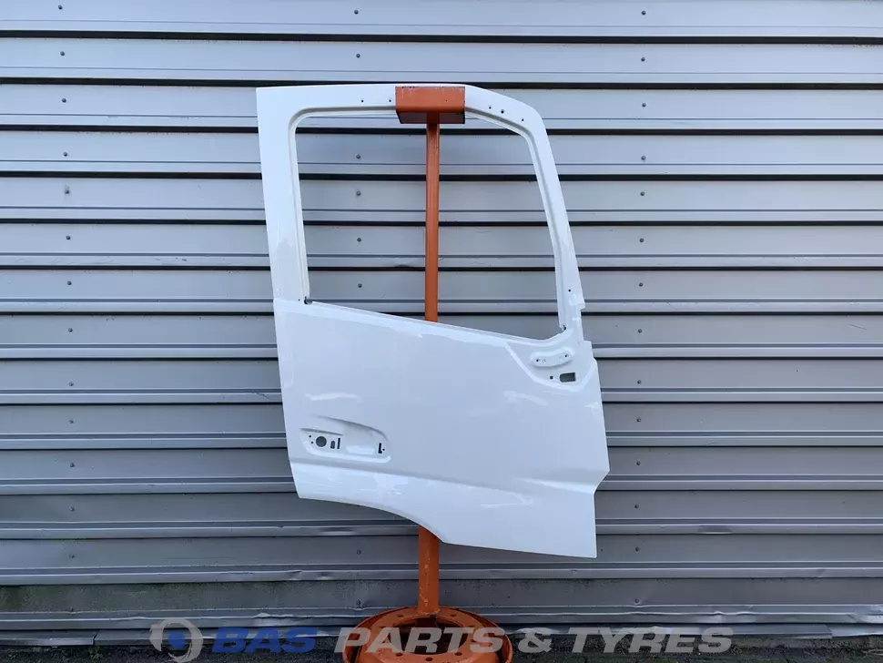 Portière Droite Volvo FM5 84235902 Portière Droite Volvo FM5 84235902