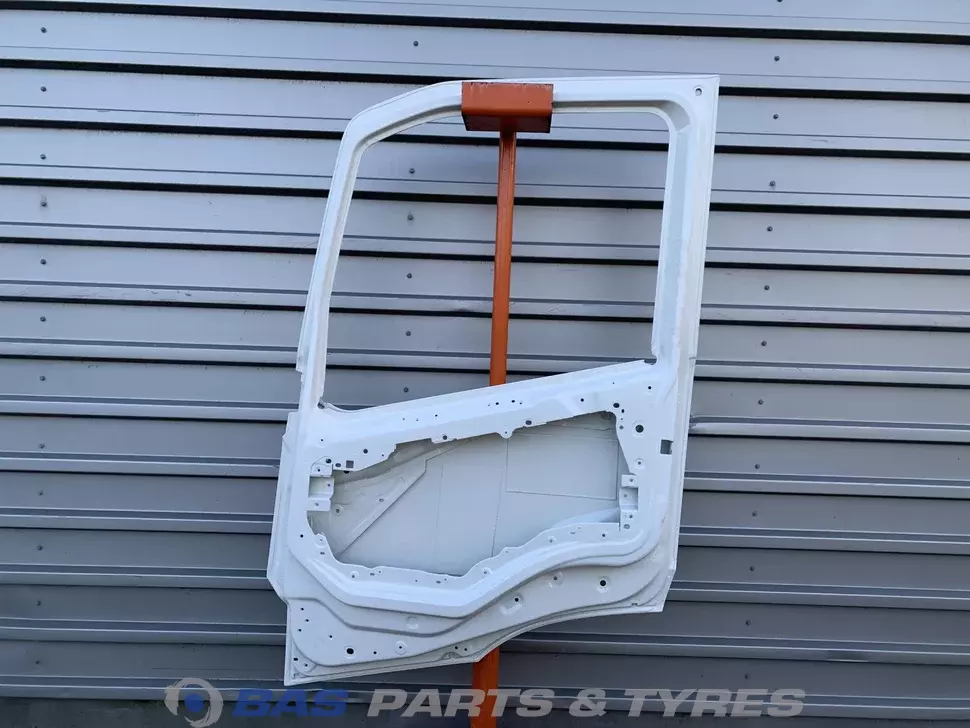 Portière Droite Volvo FM5 84235902 Portière Droite Volvo FM5 84235902