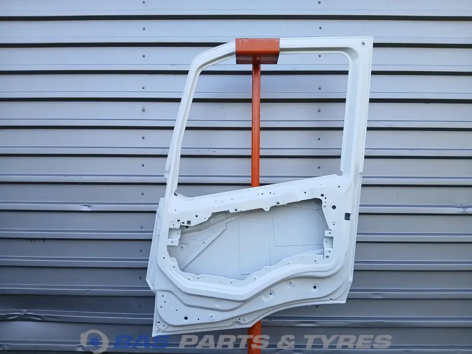 Porteiro Direita Volvo FM5 84235902 Porteiro Direita Volvo FM5 84235902