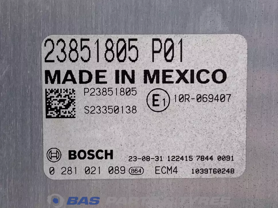 Engine management ECU Renault 7423851805 Engine management ECU Renault 7423851805