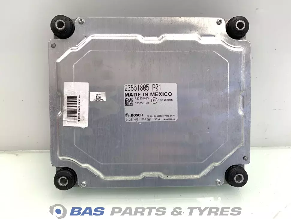 Engine management ECU Renault 7423851805 Engine management ECU Renault 7423851805