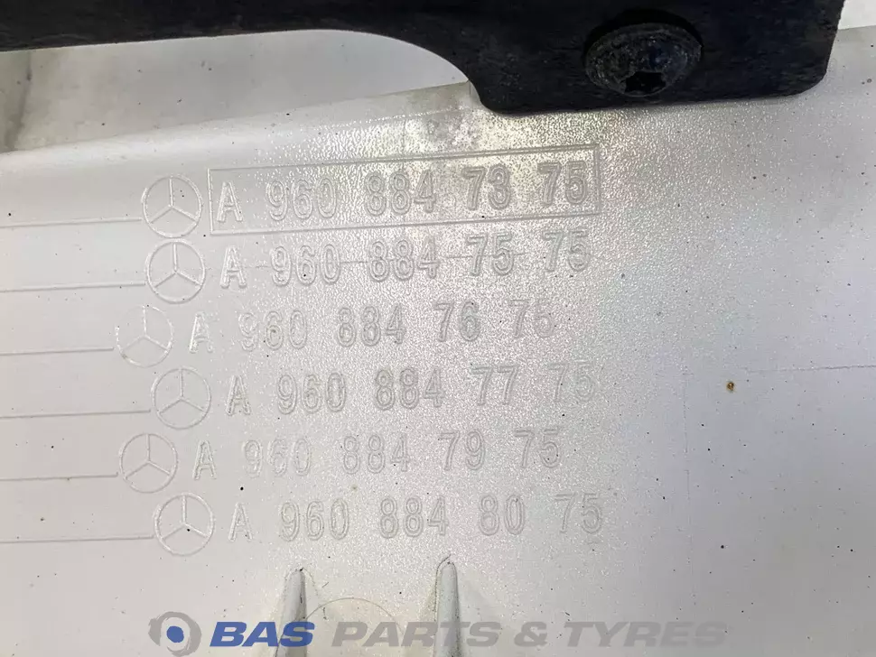 Panel de cubierta Derecha Mercedes A 960 884 73 75 Panel de cubierta Derecha Mercedes A 960 884 73 75