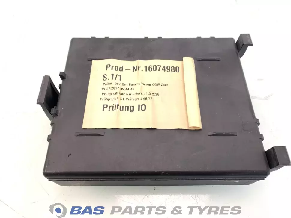 Portail central Mercedes A 000 446 11 27 Portail central Mercedes A 000 446 11 27