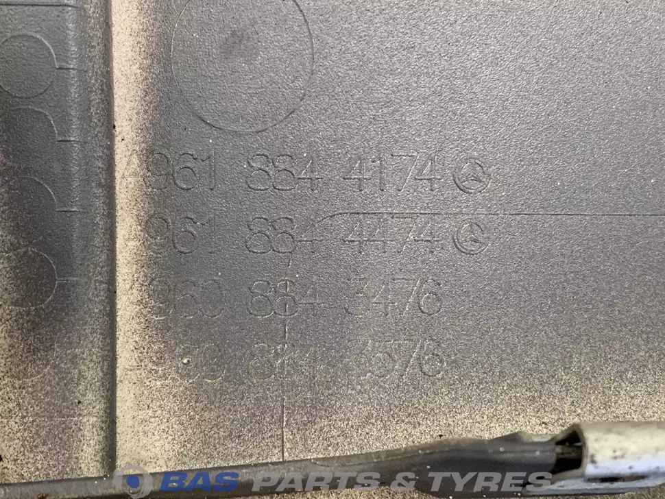 Abdeckplatte Mercedes A 961 884 41 74 Abdeckplatte Mercedes A 961 884 41 74