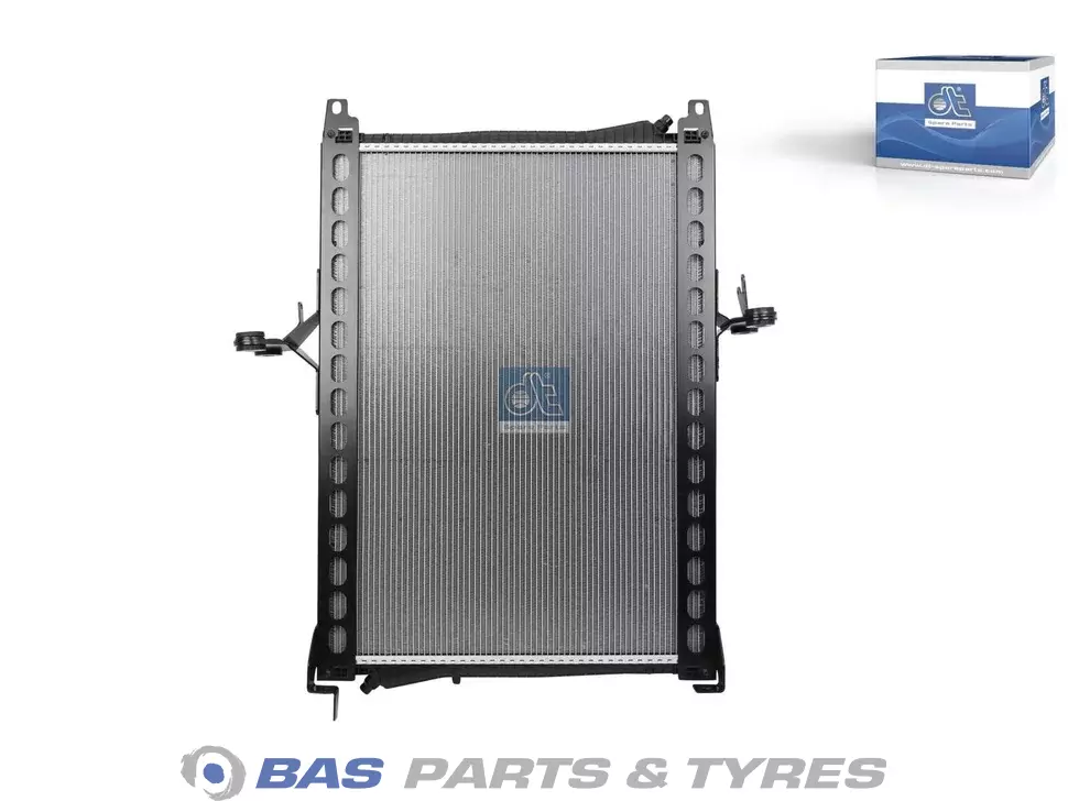 Kühler DT Spare Parts 81061010064