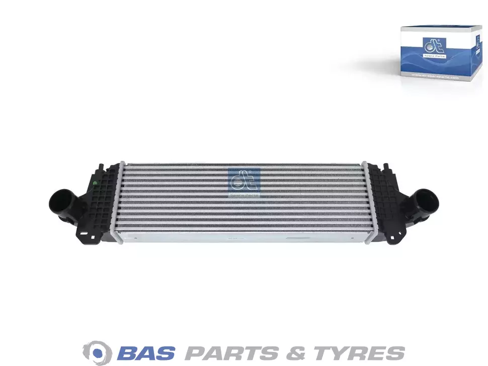 Radiator DT Spare Parts 5802097643 Radiator DT Spare Parts 5802097643