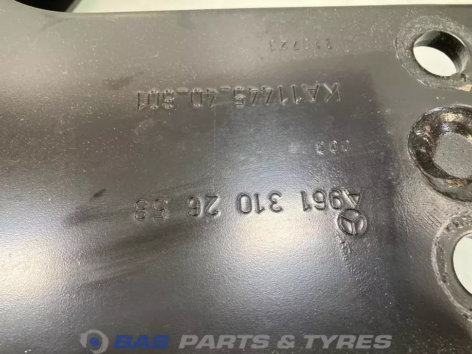 Cabin bracket Mercedes A 961 310 26 58 Cabin bracket Mercedes A 961 310 26 58