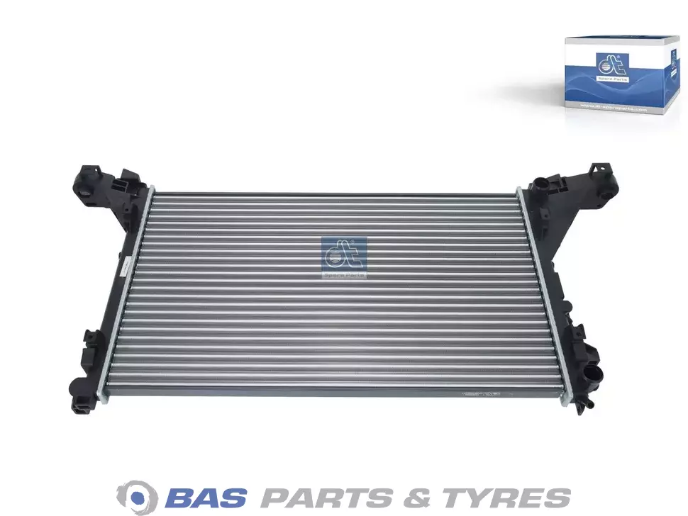Kühler DT Spare Parts 214106759R