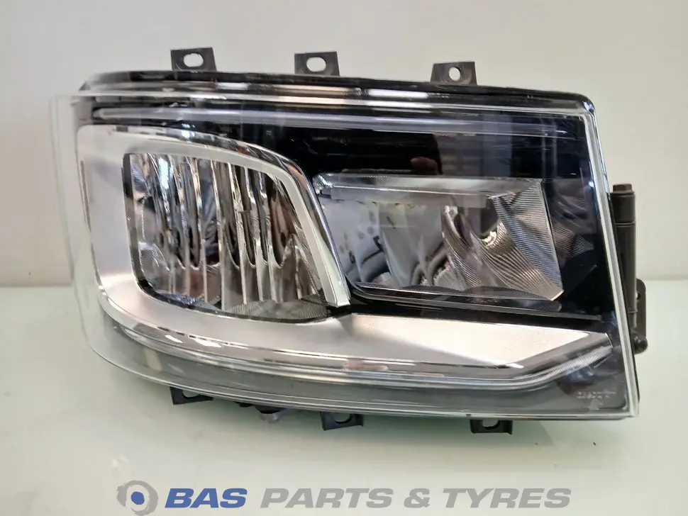 Headlight Right LHD 2674391 Headlight Right LHD 2674391
