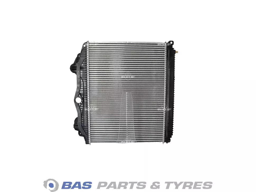 Intercooler NRF 81061300155 Intercooler NRF 81061300155