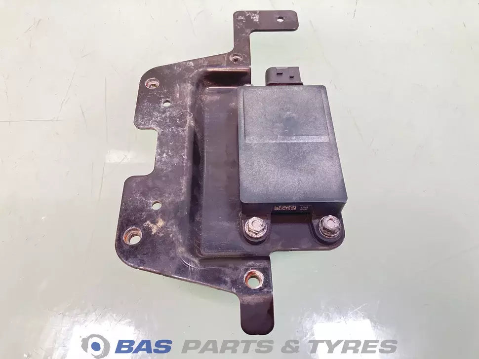Collision warning control unit Renault 7423084769 Collision warning control unit Renault 7423084769