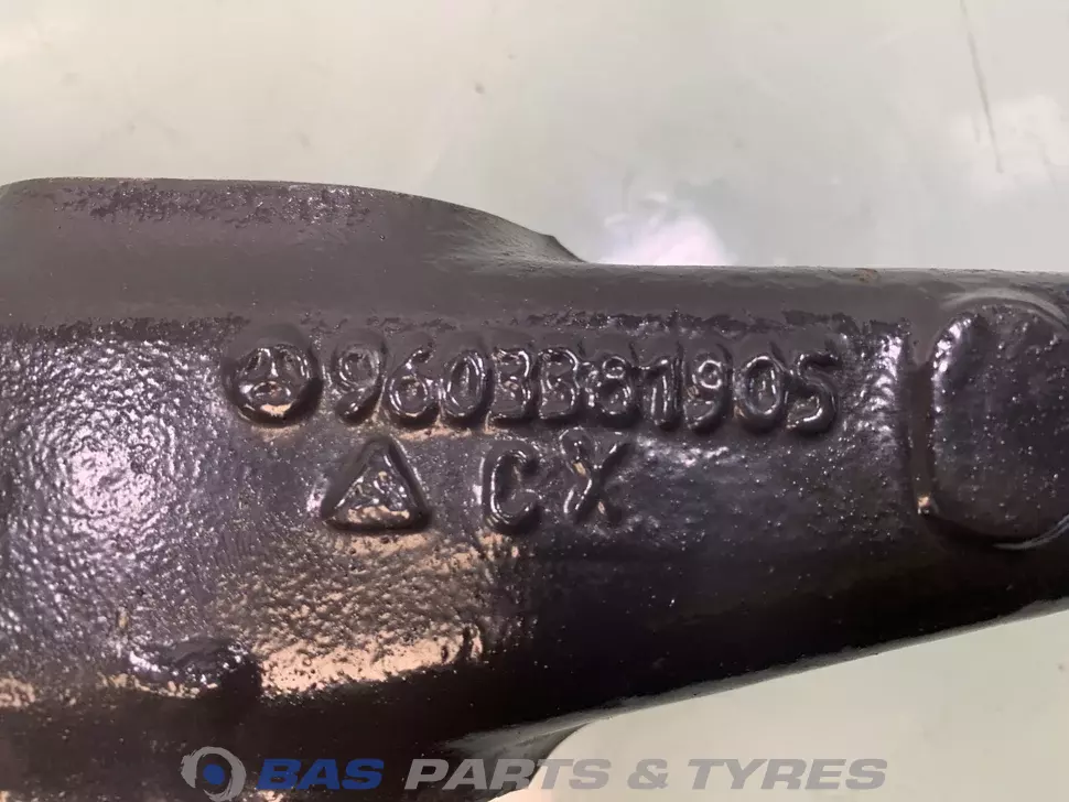 Bras de barre de direction Mercedes A 960 338 19 05 Bras de barre de direction Mercedes A 960 338 19 05