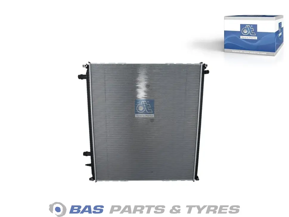 Kühler DT Spare Parts 81061010077