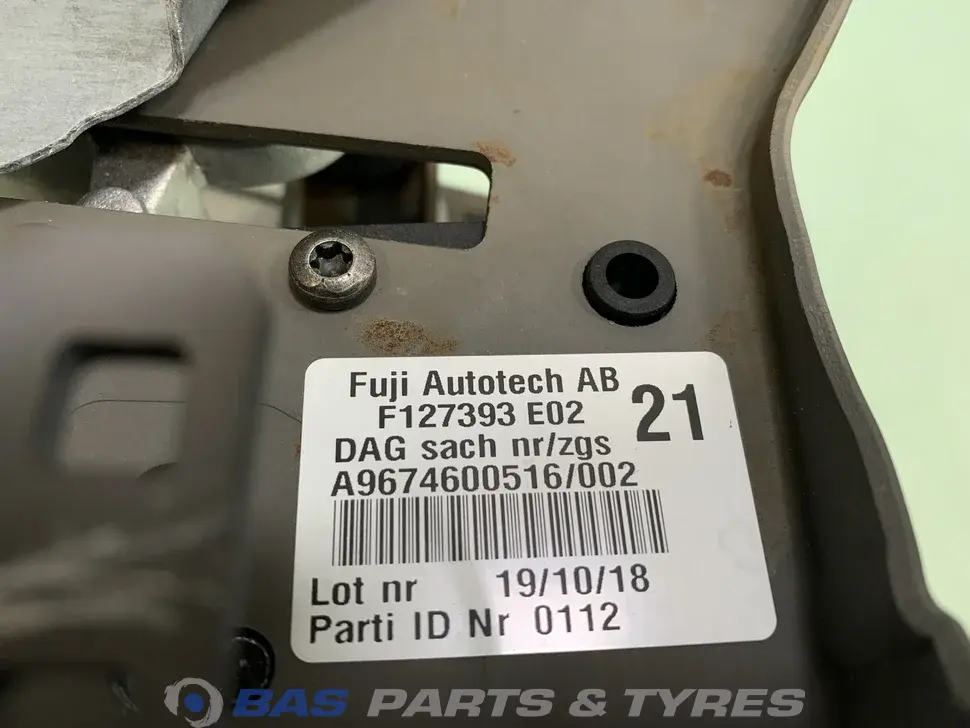 Collone de direction Mercedes A 967 460 05 16 Collone de direction Mercedes A 967 460 05 16