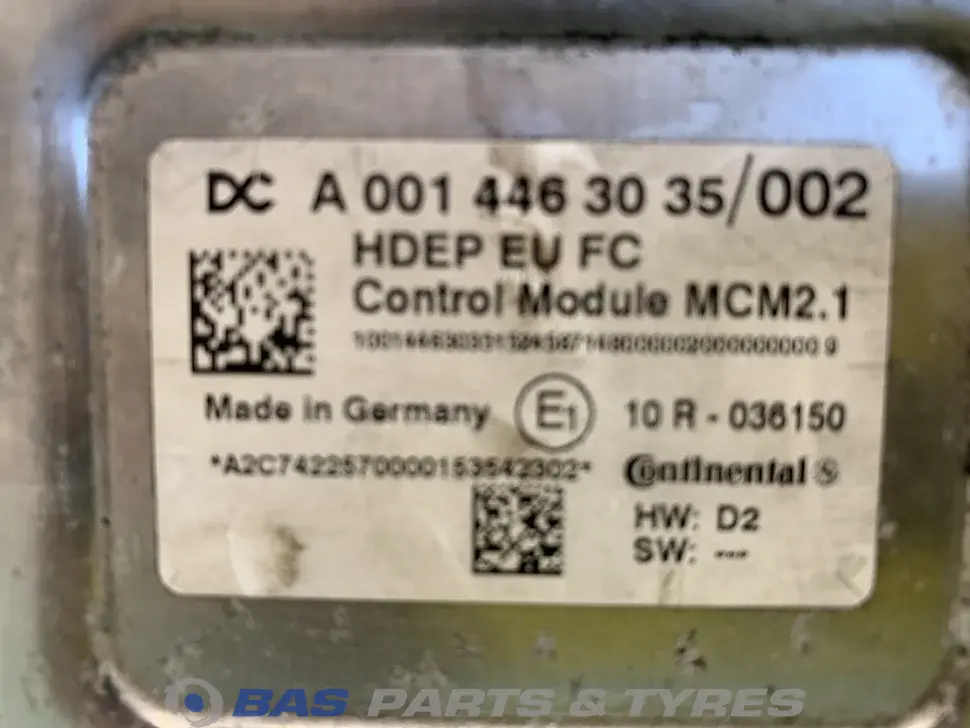 Engine Control Unit Mercedes A 001 446 30 35 Engine Control Unit Mercedes A 001 446 30 35