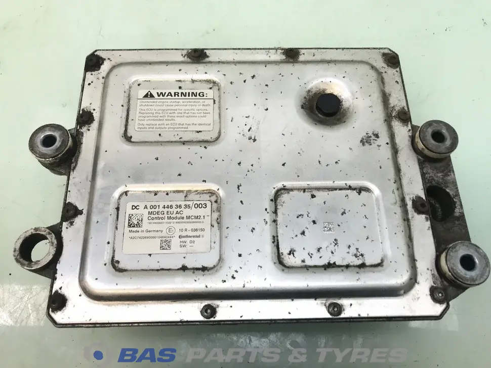 Engine ECU Mercedes A 001 446 36 35 Engine ECU Mercedes A 001 446 36 35